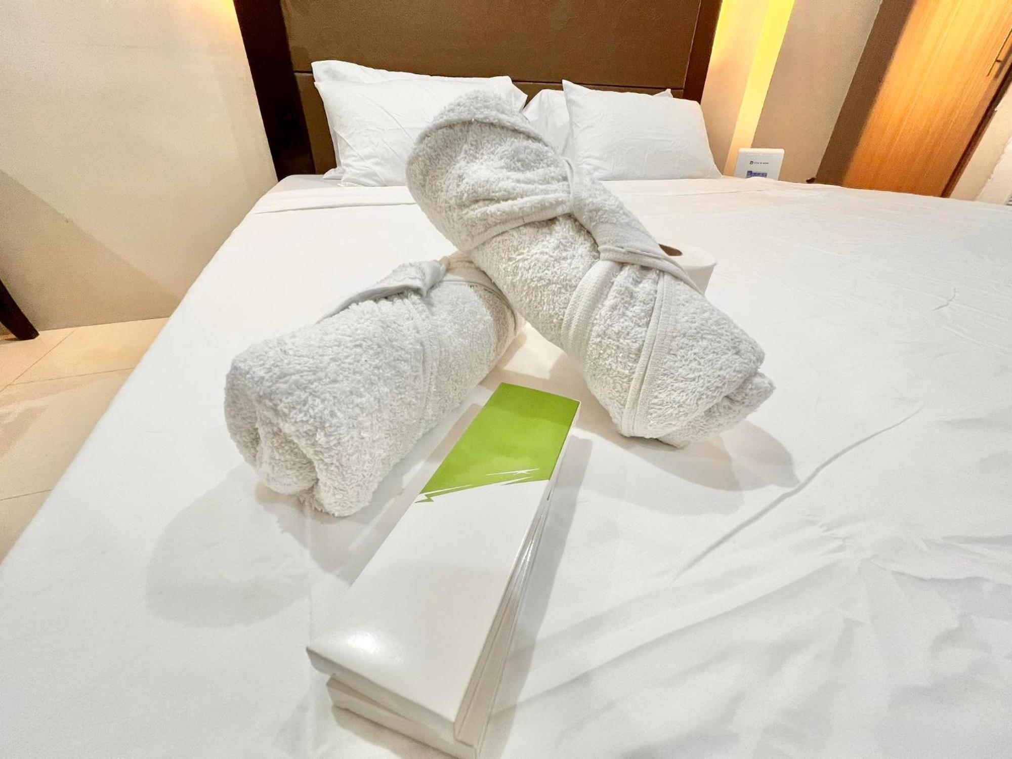 Luxury Hotel Type Condo Near Naia Manila Airport Paranaque City Exteriör bild